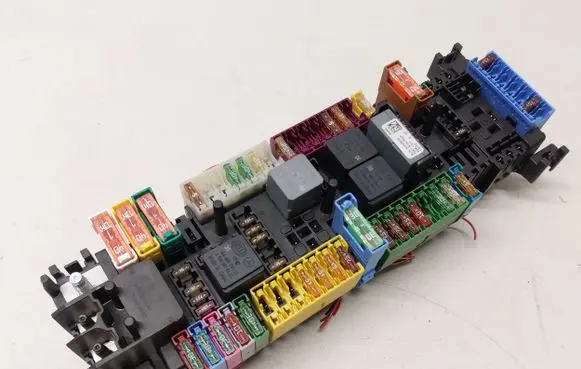 Mercedes-Benz CLA C117 X117 W117 Fuse module A2469067200