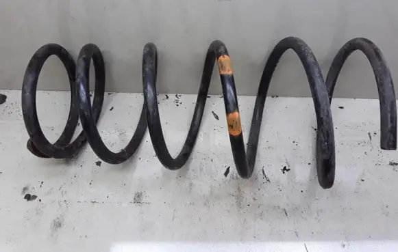 Mazda Xedos 6 Rear coil spring
