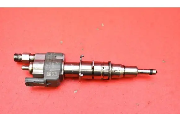 BMW 7 F01 F02 F03 F04 Fuel injector 758904811