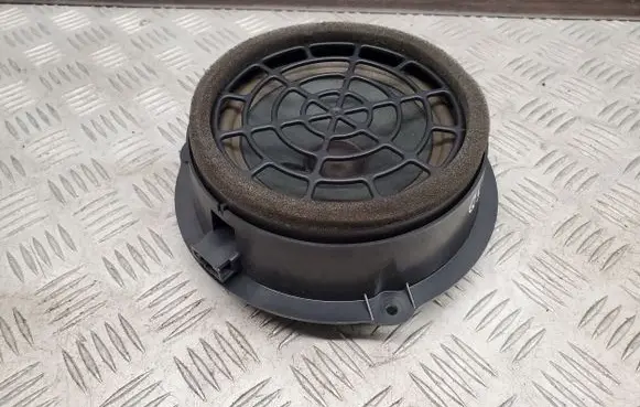 Audi Q3 8U Parcel shelf speaker 8U0035411A