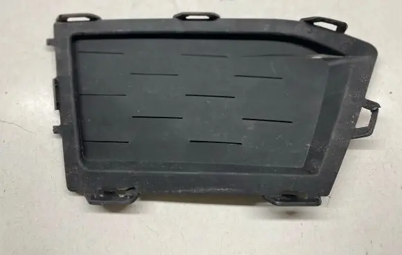 BMW 5 G30 G31 Front bumper lower grill 8098665 51118098665