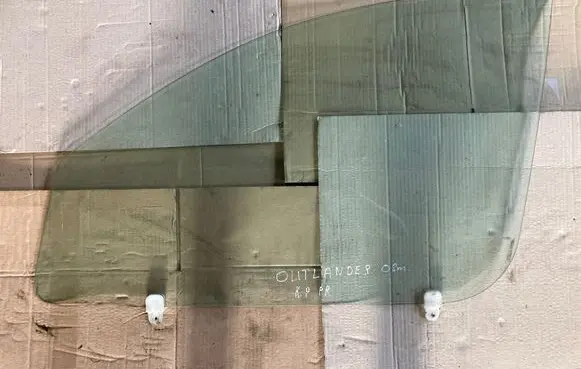 Mitsubishi Outlander Front door window glass four-door 43R00033 M213AS2 A001594
