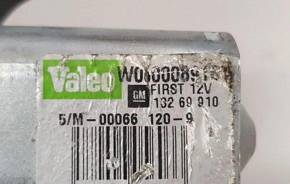 Opel Insignia A Rear window wiper motor 13269910