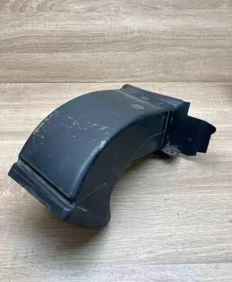 BMW 7 E38 Brake cooling air channel/duct 8125968