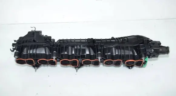 BMW 5 F10 F11 Intake manifold 7811909 8570791 11617811909