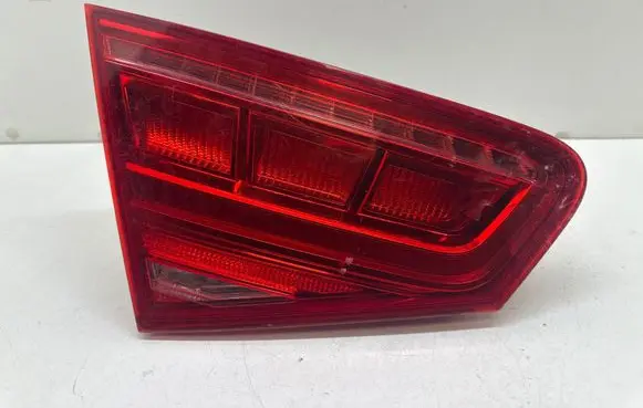 Audi A8 S8 D4 4H Tailgate rear/tail lights 4H0945093