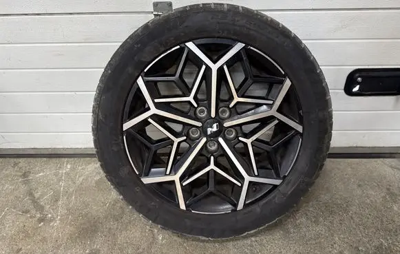 R19 alloy rim