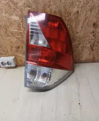 Honda FR-V Rear/tail lights E110927