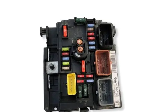Citroen C3 BSM Control unit 9667199780 BSMR09 BSM00