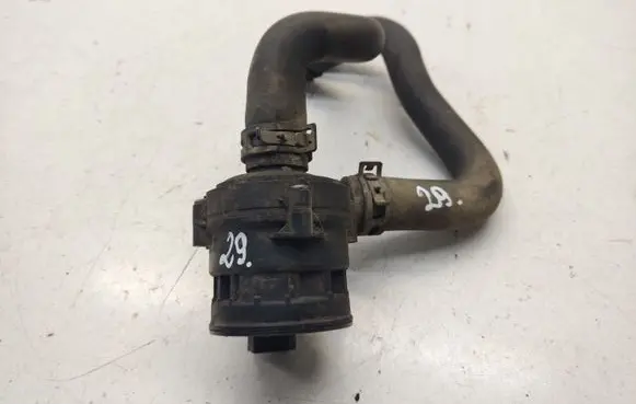 Nissan Qashqai Electric auxiliary coolant/water pump 058