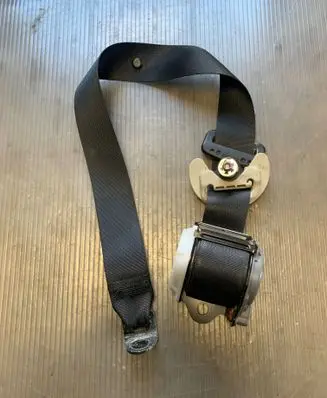 Mitsubishi Outlander Rear seatbelt TKAB2EN308 1080097