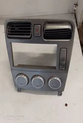 Subaru Forester SG Climate control unit