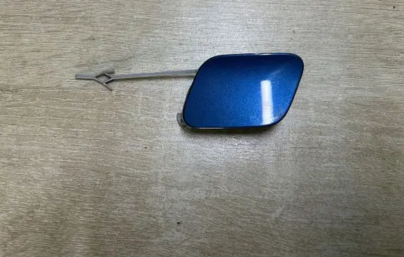 Rear bumper row hook cap/cover