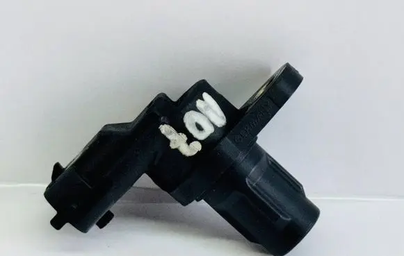 Opel Corsa C Camshaft position sensor 0232103052