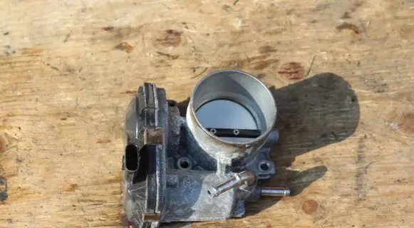 Lexus UX Throttle valve 2203024010 0L18 K1828
