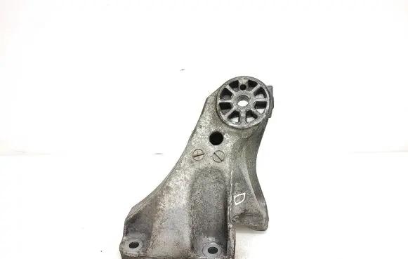 Audi Q7 4L Engine mounting bracket 7L6199308D 0009707