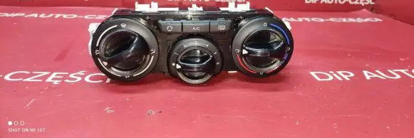 Peugeot 208 Climate control unit 967224832G