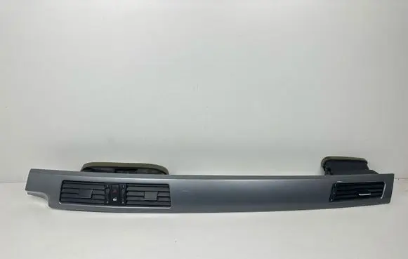 BMW 5 E60 E61 Dashboard glove box trim 528506
