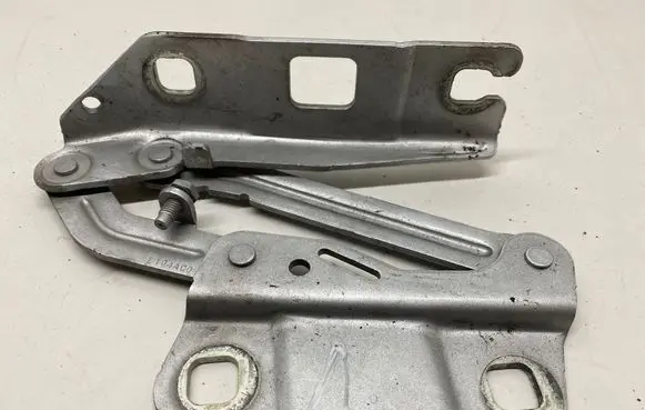 Mercedes-Benz ML W164 Engine bonnet/hood hinges A2518800328