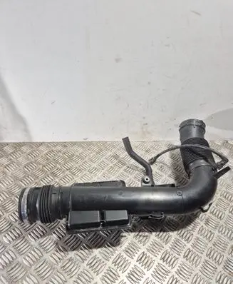 Volvo S60 Turbo air intake inlet pipe/hose 32222072 31460842 32222163