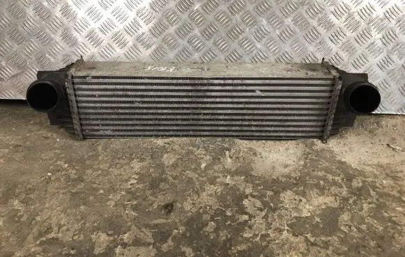BMW 5 F10 F11 Intercooler radiator 7805629 R7368003