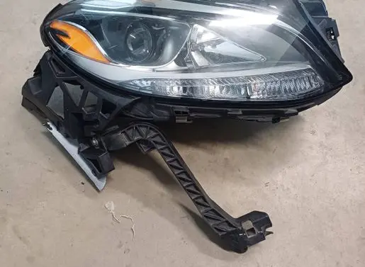 Mercedes-Benz ML W166 Headlight/headlamp A1668202059