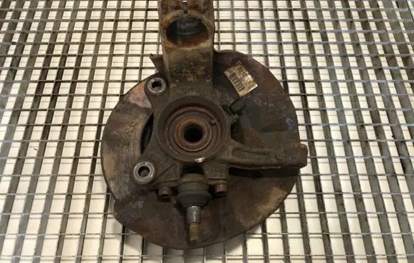 Volkswagen Transporter - Caravelle T5 Front wheel hub spindle knuckle