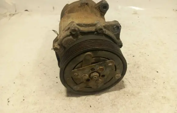 Seat Ibiza II (6k) Air conditioning (A/C) compressor (pump) 1j0820803a