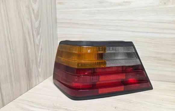 Mercedes-Benz E W124 Rear/tail lights 1248200164