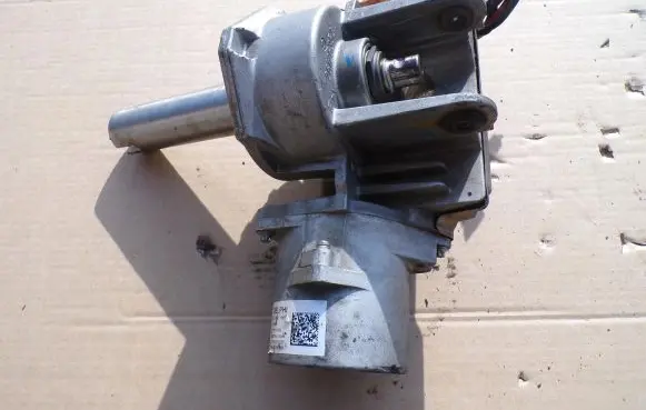 Fiat Grande Punto Steering wheel axle 55704065