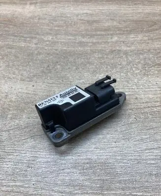 Renault Scenic I Airbag deployment crash/impact sensor 7700429426 550633400