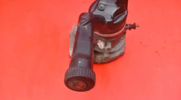 Peugeot 308 Power steering pump 9684979180