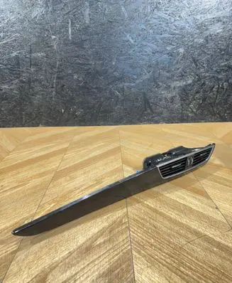 Mercedes-Benz C W204 Dashboard glove box trim A2046801371 W20413719983