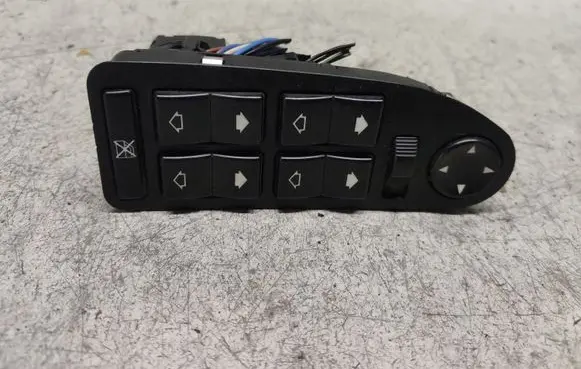 BMW 5 E39 Electric window control switch