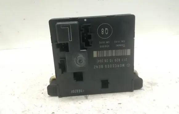 Mercedes-Benz E W211 Door control unit/module 2118201526 356805