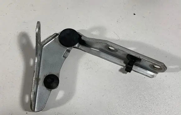 Volkswagen Polo Engine bonnet/hood hinges 6Q0823301B