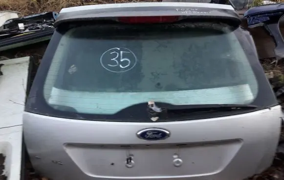 Ford Focus Tailgate/trunk/boot lid