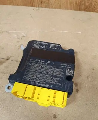 Mercedes-Benz C AMG W205 Airbag control unit/module A2059008618