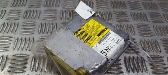 Toyota Auris 150 Airbag control unit/module 8917002110