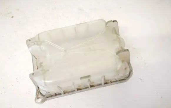 Skoda Octavia Mk2 (1Z) Headlight/headlamp dust cover 4shx13k046aa 4shx-13k046-aa
