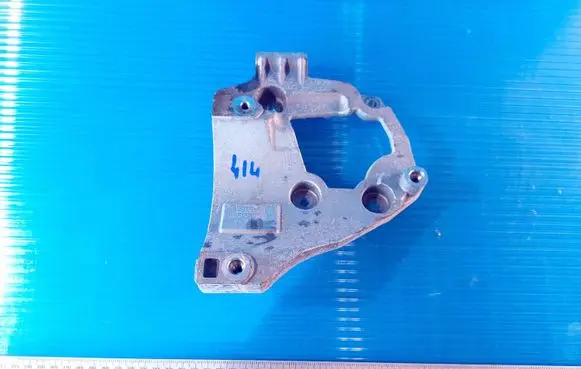 Ford Focus A/C compressor mount bracket JX6Q10K360AA
