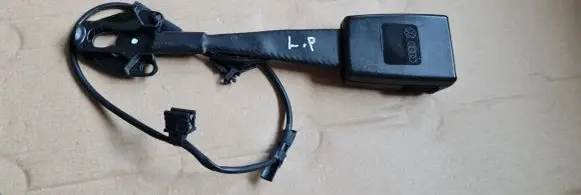 Audi A6 C7 Front seatbelt buckle 8K0857755K