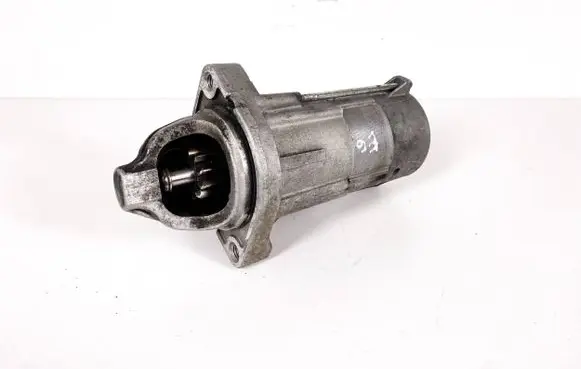 BMW 5 E60 E61 Starter motor 7787354 12417787354 D7G4
