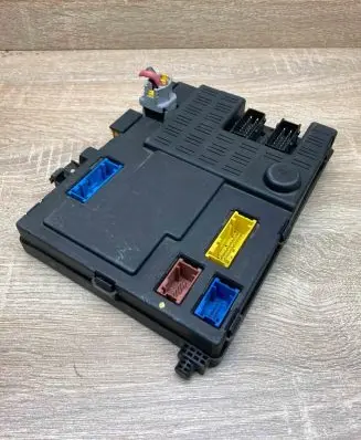 Peugeot 508 Comfort/convenience module 9643493380 73003413