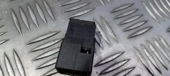 Nissan Almera N16 Other relay 4rd00781404 4rd007814-04