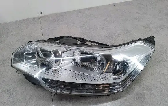 Citroen C5 Headlight/headlamp 89902748