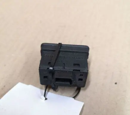BMW 5 E39 Electric window control switch 8368974