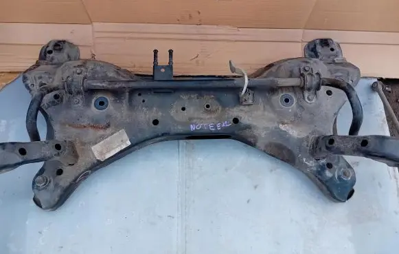 Nissan Note (E12) Front axle beam 
