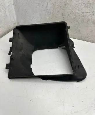 Porsche Macan (95B) Intercooler air channel guide 95B117336