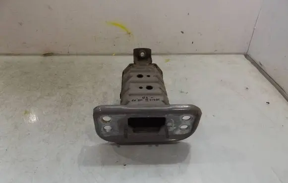 Toyota Yaris Holder (bracket) 